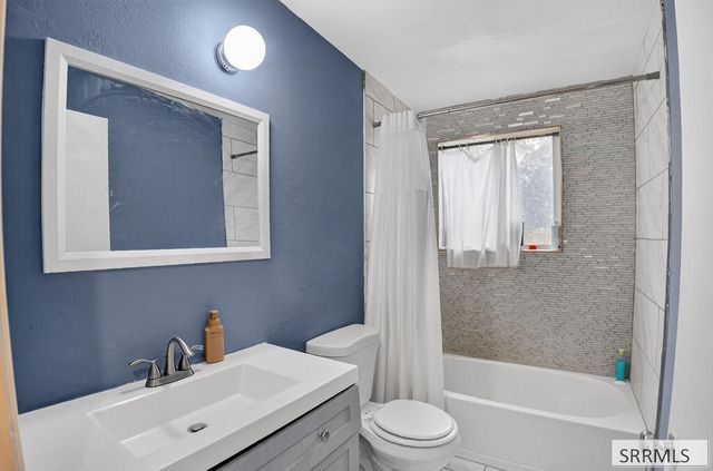 2161 E John Adams Parkway, Idaho Falls, ID 83401