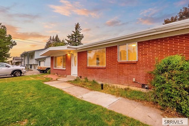 2161 E John Adams Parkway, Idaho Falls, ID 83401