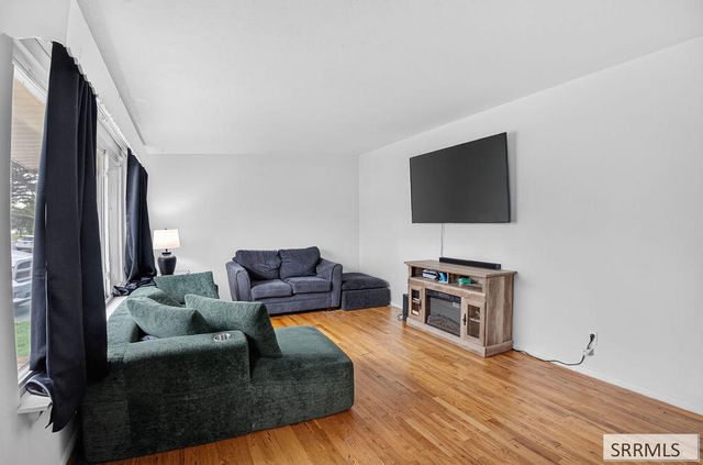2161 E John Adams Parkway, Idaho Falls, ID 83401