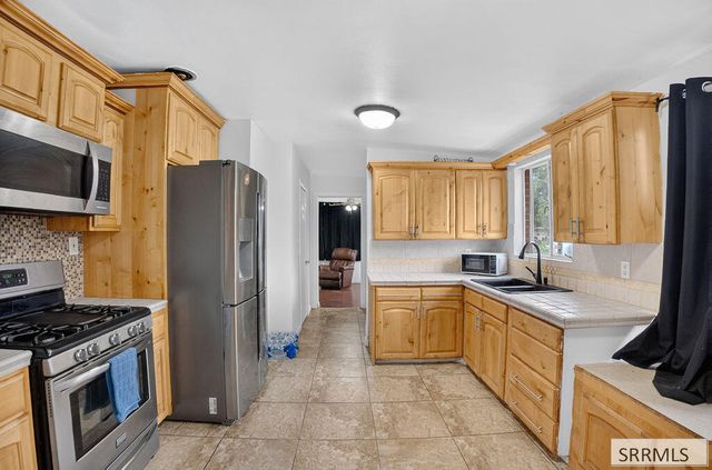 2161 E John Adams Parkway, Idaho Falls, ID 83401