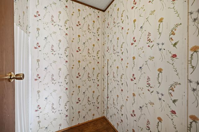 207 Vivian Road, Onalaska, TX 77360