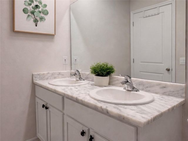 3419 HILLTOP CIRCLE, Bradenton, FL 34211