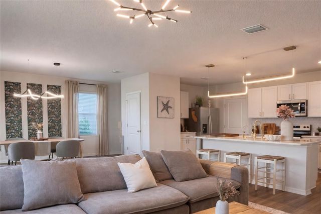 3419 HILLTOP CIRCLE, Bradenton, FL 34211