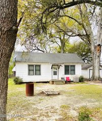 421 7th Street, Mamou, LA 70554