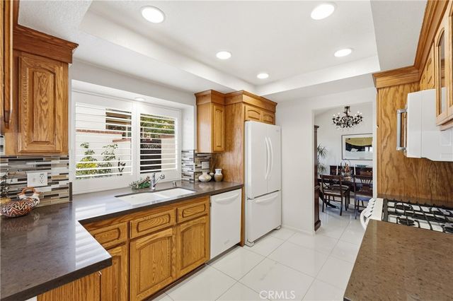 1715 Calle De Oro, Pomona, CA 91768
