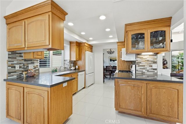1715 Calle De Oro, Pomona, CA 91768