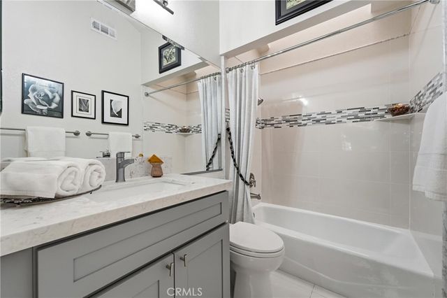 1715 Calle De Oro, Pomona, CA 91768