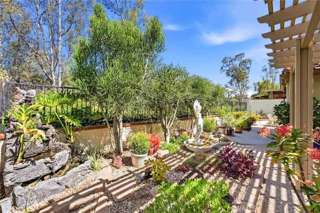 1715 Calle De Oro, Pomona, CA 91768