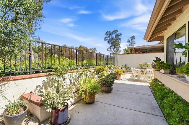 1715 Calle De Oro, Pomona, CA 91768