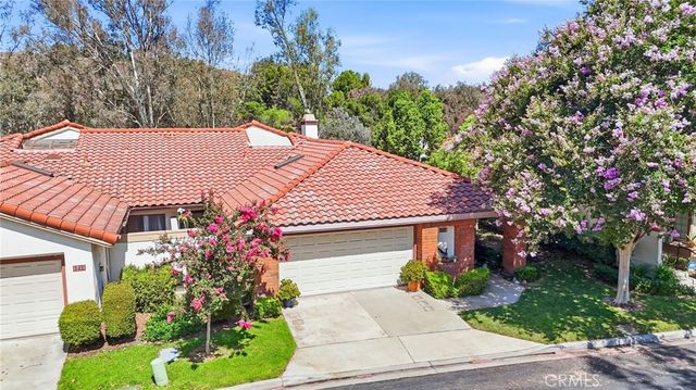 1715 Calle De Oro, Pomona, CA 91768