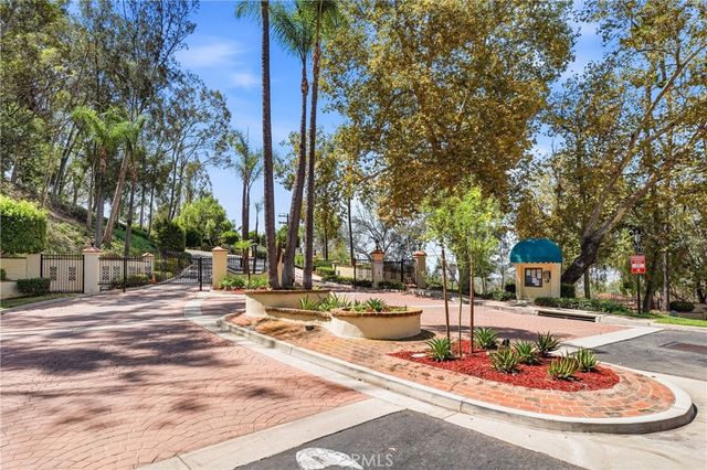 1715 Calle De Oro, Pomona, CA 91768