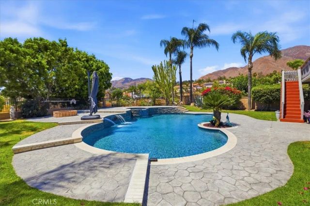 7024 Roddick Drive, Highland, CA 92346