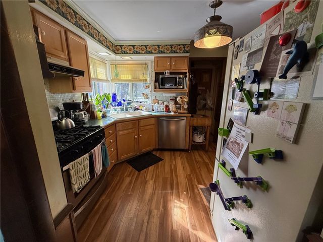 17 East Main Street, Canisteo, NY 14823