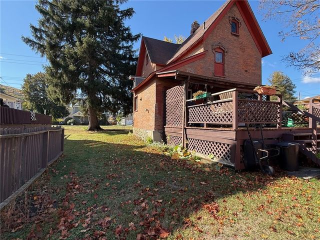 17 East Main Street, Canisteo, NY 14823