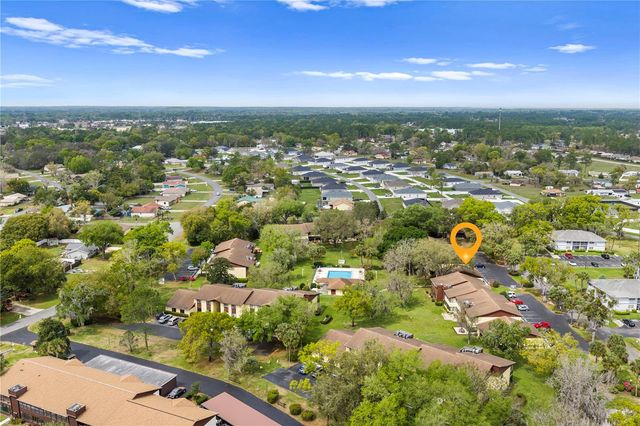 515 FAIRWAYS LANE B, Ocala, FL 34472