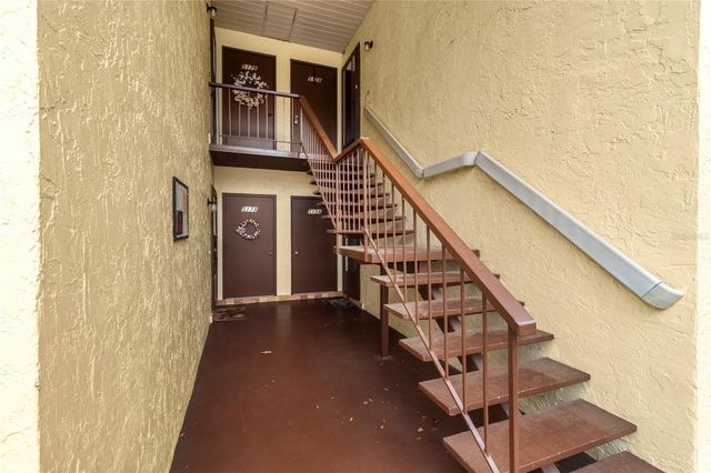 515 FAIRWAYS LANE B, Ocala, FL 34472