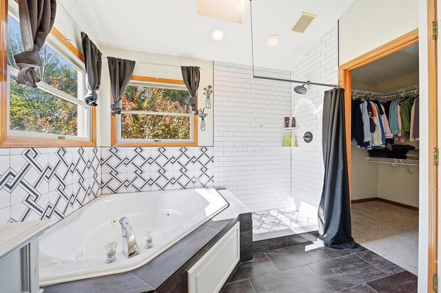 7559 Burgstresser Court, Canal Winchester, OH 43110