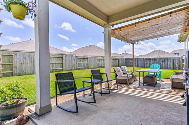 704 Allana Lane, Alvin, TX 77511