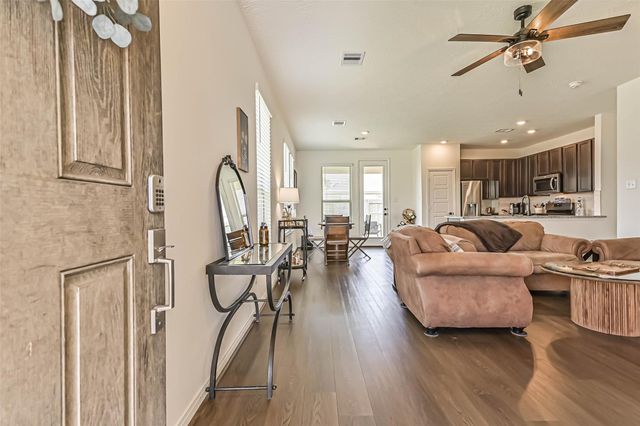 704 Allana Lane, Alvin, TX 77511