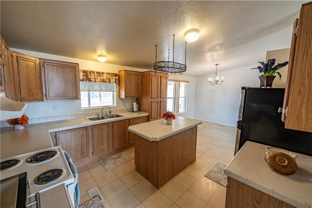 4805 N Van Nuys Road, Kingman, AZ 86409