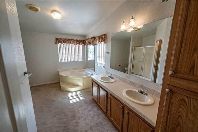 4805 N Van Nuys Road, Kingman, AZ 86409