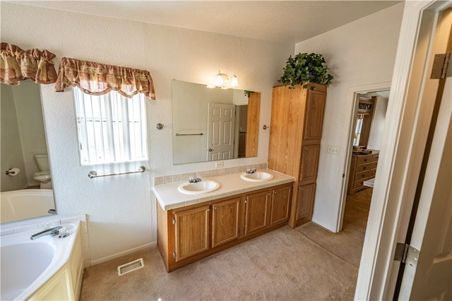 4805 N Van Nuys Road, Kingman, AZ 86409