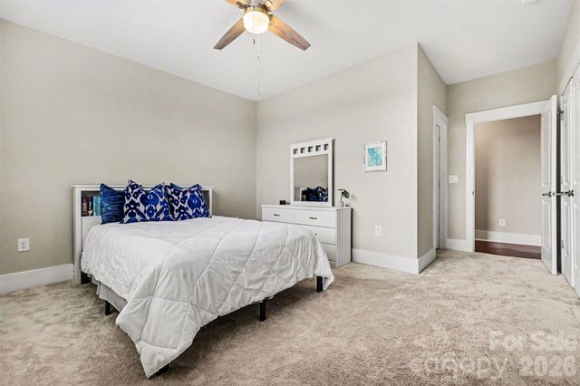 4002 Soleado Drive, Matthews, NC 28104