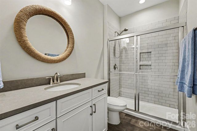 4002 Soleado Drive, Matthews, NC 28104