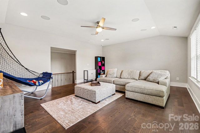 4002 Soleado Drive, Matthews, NC 28104