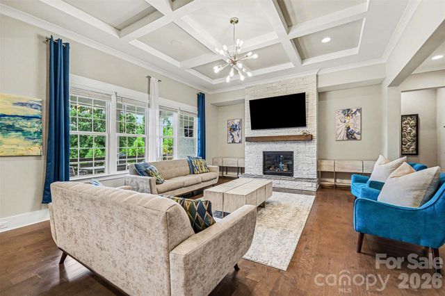 4002 Soleado Drive, Matthews, NC 28104
