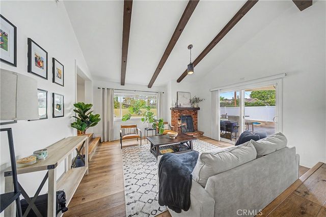 16249 Chatsworth, Granada Hills, CA 91344