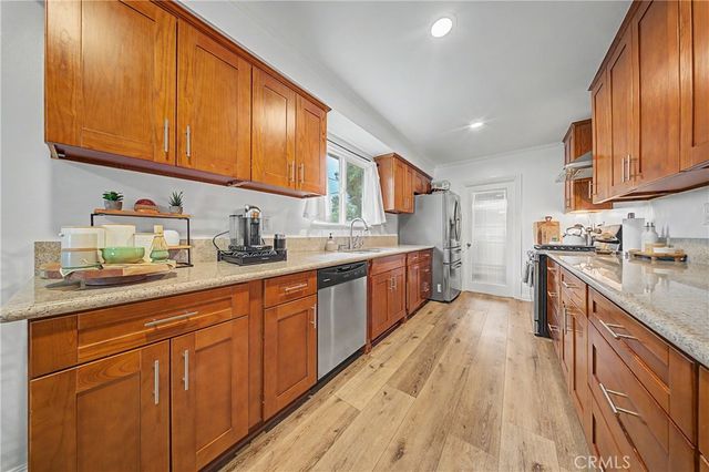 16249 Chatsworth, Granada Hills, CA 91344