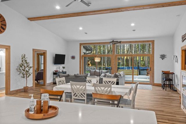 222 County Road Z, Nekoosa, WI 54457