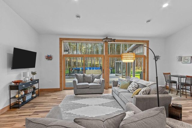 222 County Road Z, Nekoosa, WI 54457