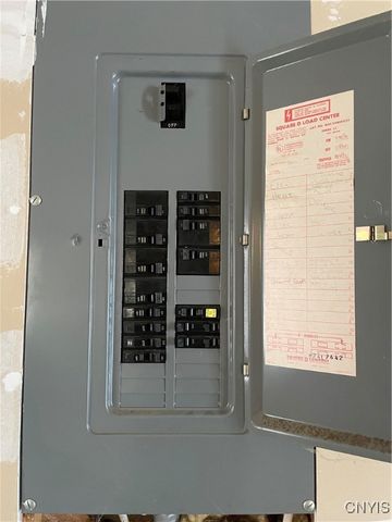 3728 Pendulum, Clay, NY 13027