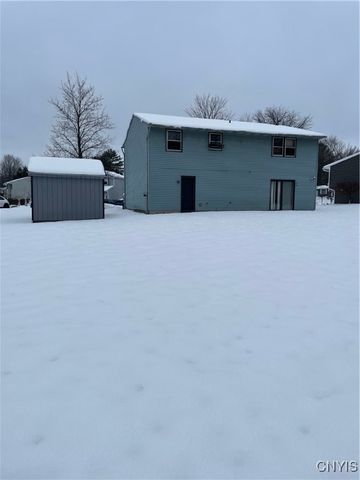 3728 Pendulum, Clay, NY 13027