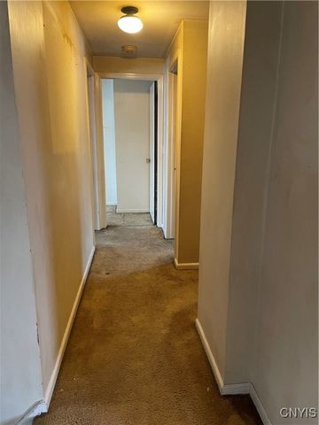 3728 Pendulum, Clay, NY 13027