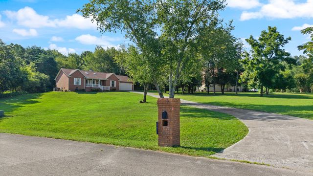 171 Cherokee Circle, Ten Mile, TN 37880