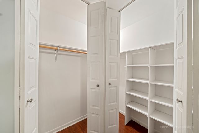 3620 N Pine Grove Avenue 210, Chicago, IL 60613