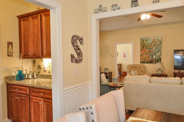 339 Arlington Circle, Murrells Inlet, SC 29576