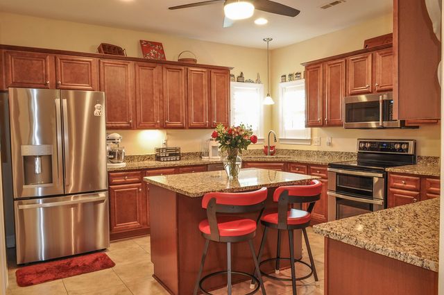 339 Arlington Circle, Murrells Inlet, SC 29576