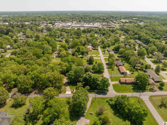 805 S 16th, Murray, KY 42071