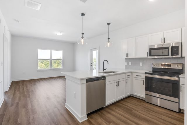 1540 Lebanon Pike Unit 415, Nashville, TN 37210