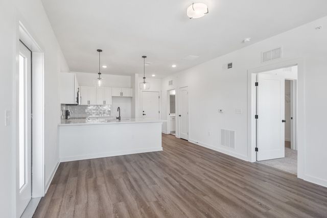 1540 Lebanon Pike Unit 415, Nashville, TN 37210