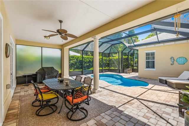 2883 St Barts Square, Vero Beach, FL 32967