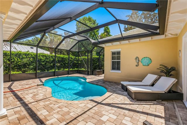 2883 St Barts Square, Vero Beach, FL 32967
