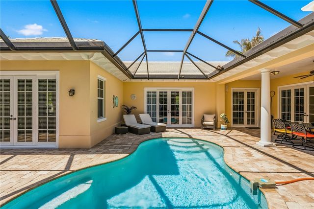 2883 St Barts Square, Vero Beach, FL 32967