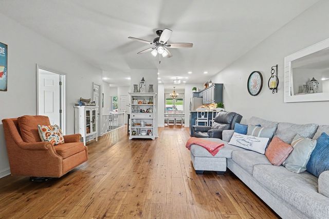 209B N Berrong Street, Hiawassee, GA 30546