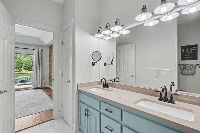 209B N Berrong Street, Hiawassee, GA 30546