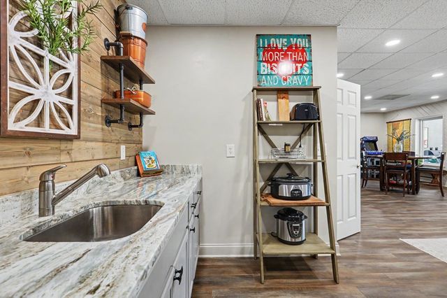 209B N Berrong Street, Hiawassee, GA 30546